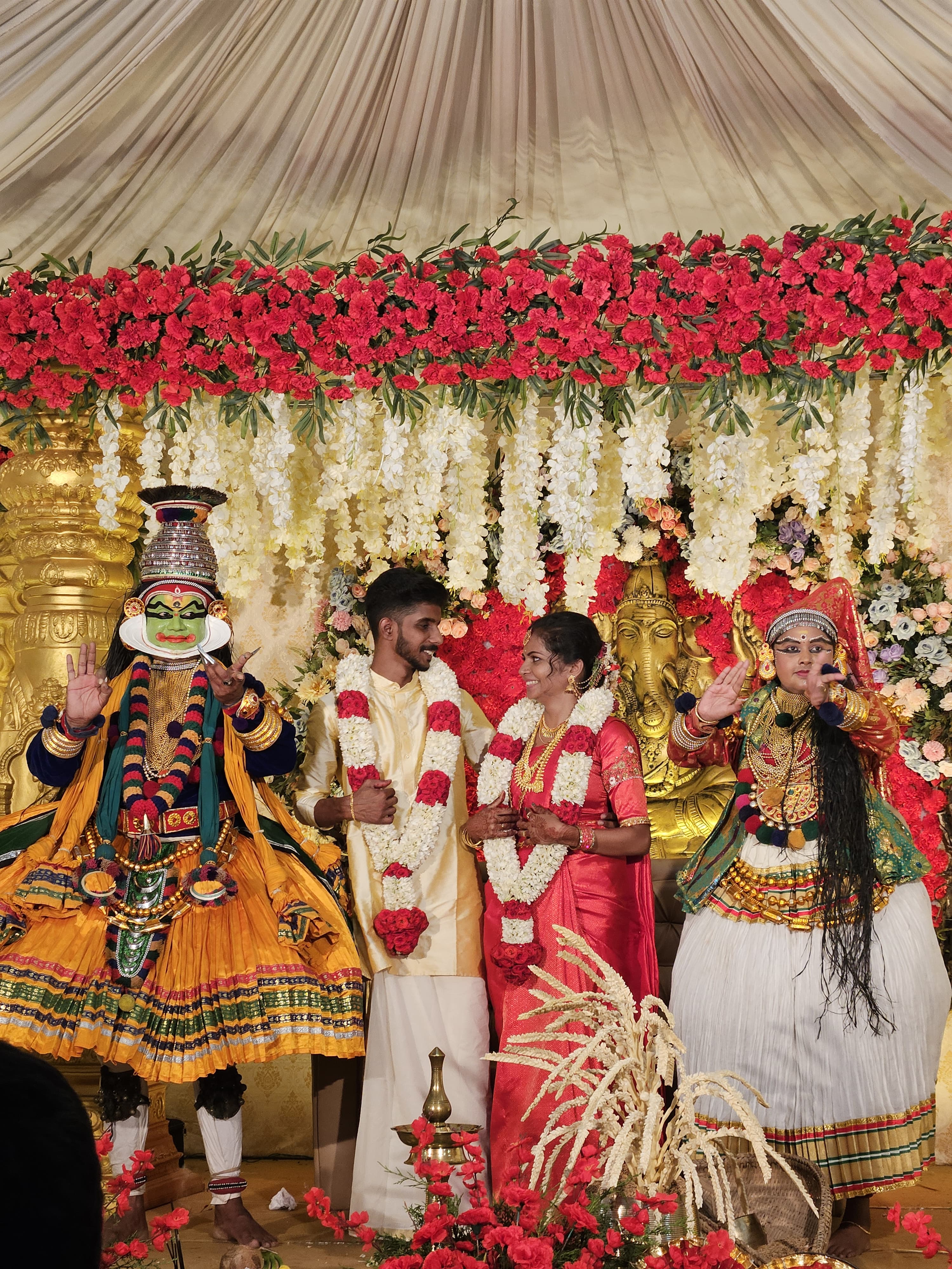 Elegant luxury wedding function table layout managed by Nandanam Caters and Events team